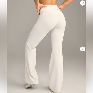 Oner Active UNIFIEDMOVE™ WRAP FLARED BOTTOMS WITH REFLECTIVE LOGO